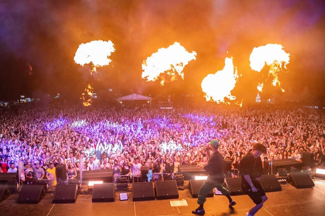 Foto: Hluk z tragického  festivalu na Zlatých Pieskoch počuli v celom Ružinove. Starostu zasypali sťažnosti