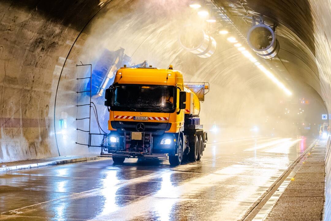 Foto: NDS plánuje zavrieť tunel Sitina. Kedy cez neho neprejdete?