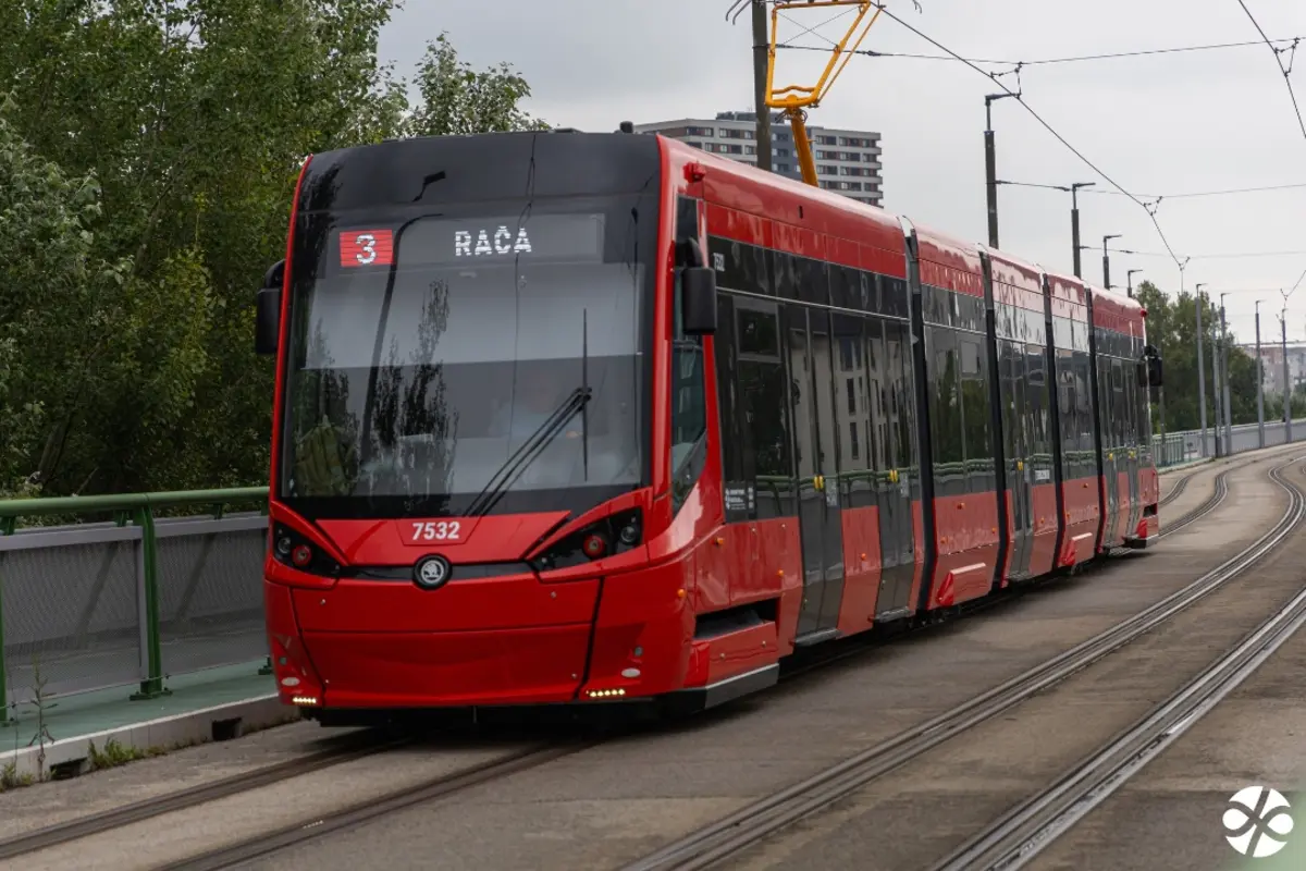 Foto: Cestovné v Bratislave od marca zdražie. Zvýšená DPH sa odrazí na cenách lístkov aj električenky, tie zdražejú výrazne