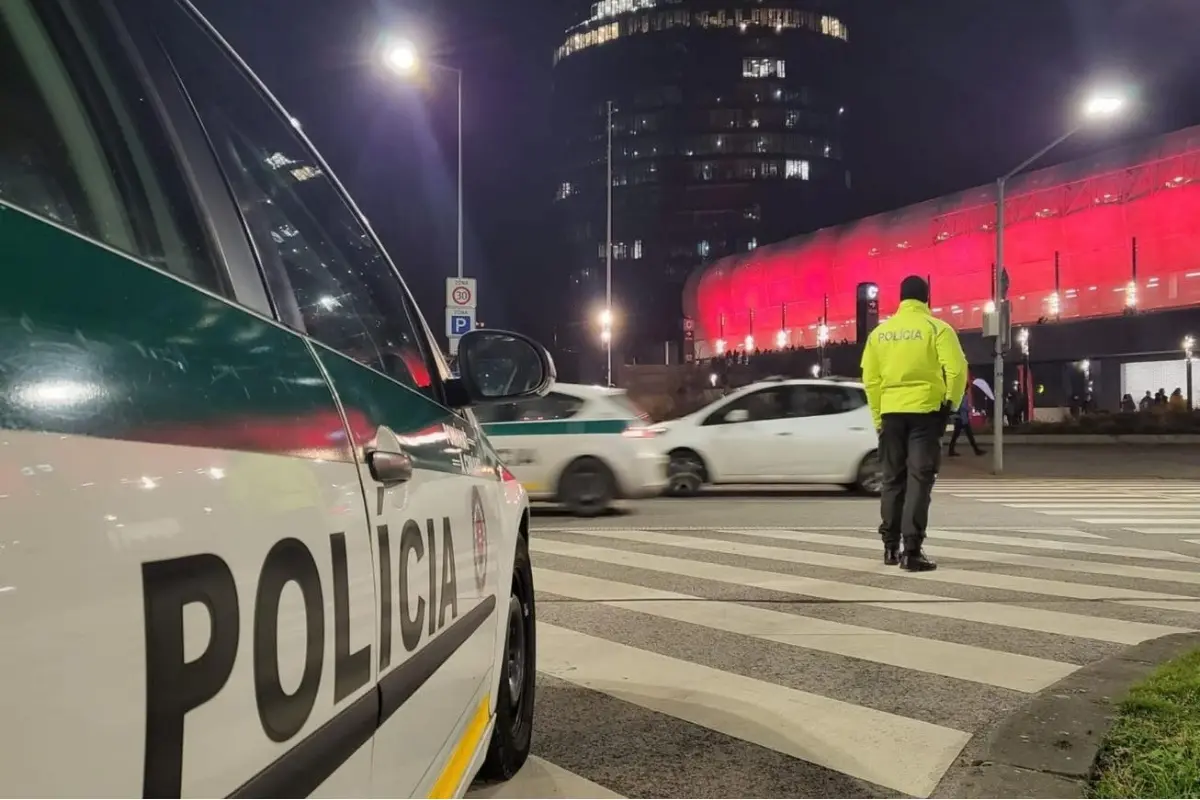 Foto: V herni v Bernolákove došlo k lúpežnému prepadnutiu.  Zlodej ukradol 14-tisíc eur, pátra po ňom polícia 