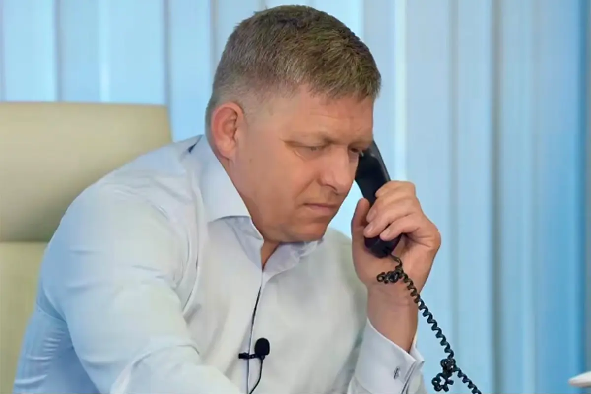 Foto: Robert Fico odmieta vlastníctvo nehnuteľnosti v Chorvátsku. Telefonoval majiteľovi vily, s ktorou je spájaný