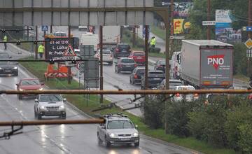 Nehoda na diaľnici D2 a 30-minútové zdržanie. Ranná doprava v Bratislave a okolí