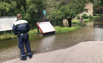 Vallo zvolal krízový štáb. Hlavné mesto sa chce pripraviť na intenzívne búrky