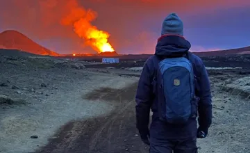 Vojna medzi cestovateľmi z Travelistanu pokračuje. Čo z ľudí urobia peniaze a túžba po moci?, prehovoril Hliničan