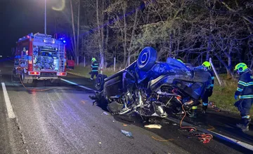 Na diaľnici D2 za Malackami došlo k tragickej nehode. Polícia odkláňala premávku