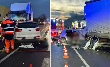 Tragická nehoda pri Žiline. Pri Sconte zomreli dvaja ľudia, auto šoféroval mladík