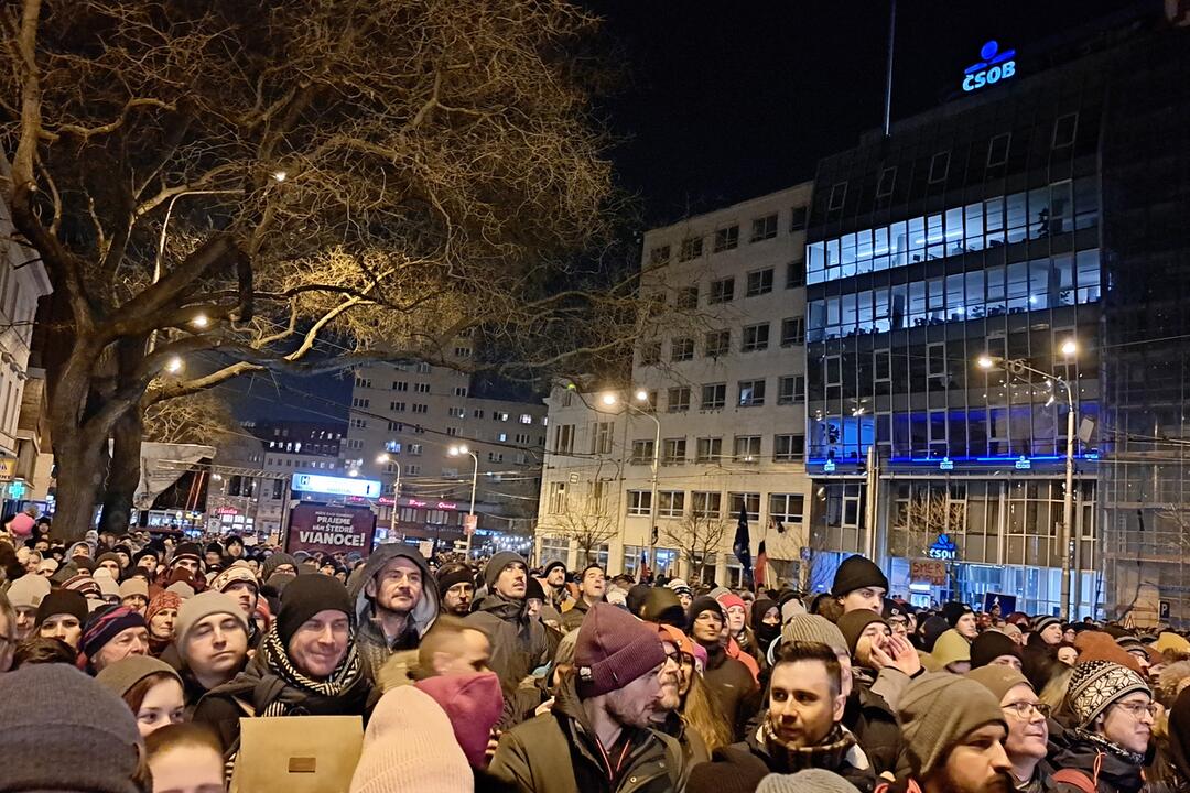 FOTO: Protest v Bratislave navštívilo vyše 20-tisíc ľudí, foto 7