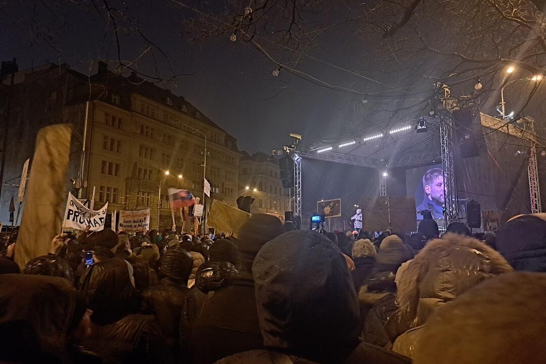 FOTO: Na opozičný protest v Bratislave prišiel opäť rekordný počet ľudí, foto 6