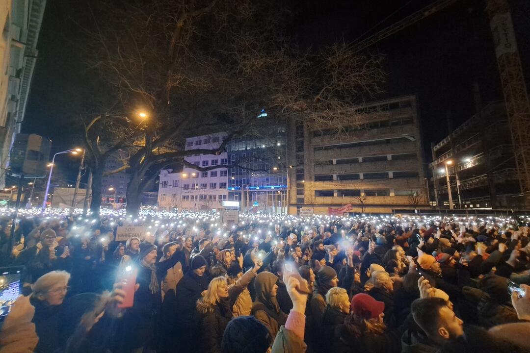 FOTO: Najväčší opozičný protest v Bratislave, foto 27