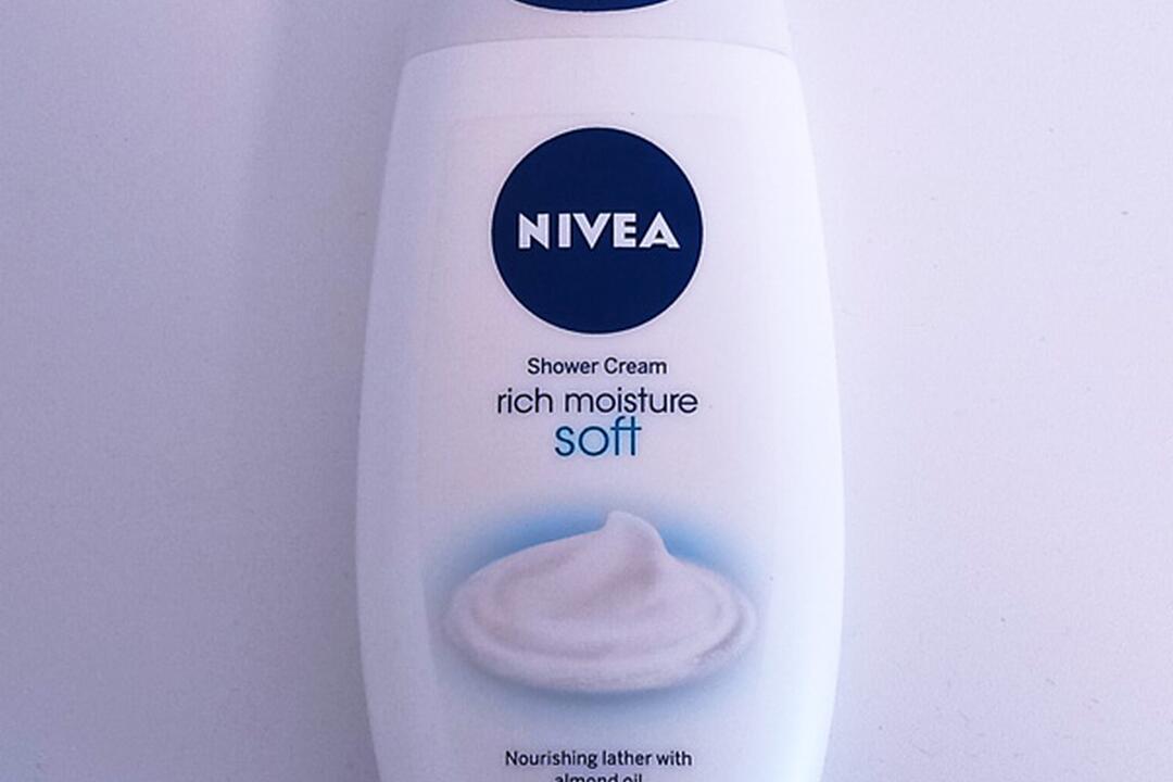 FOTO: Kontrolóri odhalili nedostatky v kozmetike od značiek ako Nivea, Garnier či Adidas, foto 26