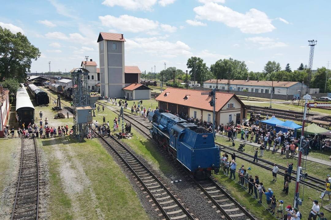 FOTO: V Rači sa koná celoslovenský zraz historických železničných vozidiel, foto 3