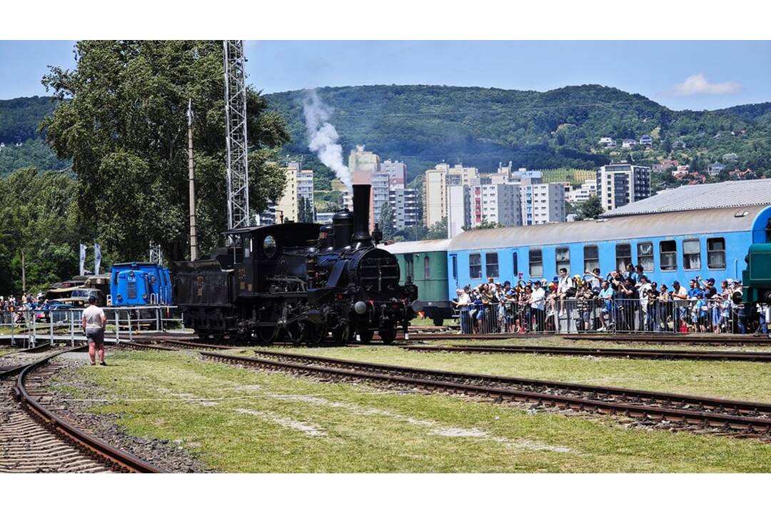 FOTO: V Rači sa koná celoslovenský zraz historických železničných vozidiel, foto 7