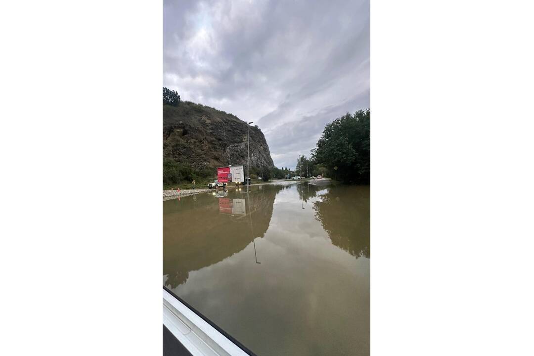 FOTO: Situácia v Devíne a Devínskej Novej Vsi je naďalej vážna, foto 3