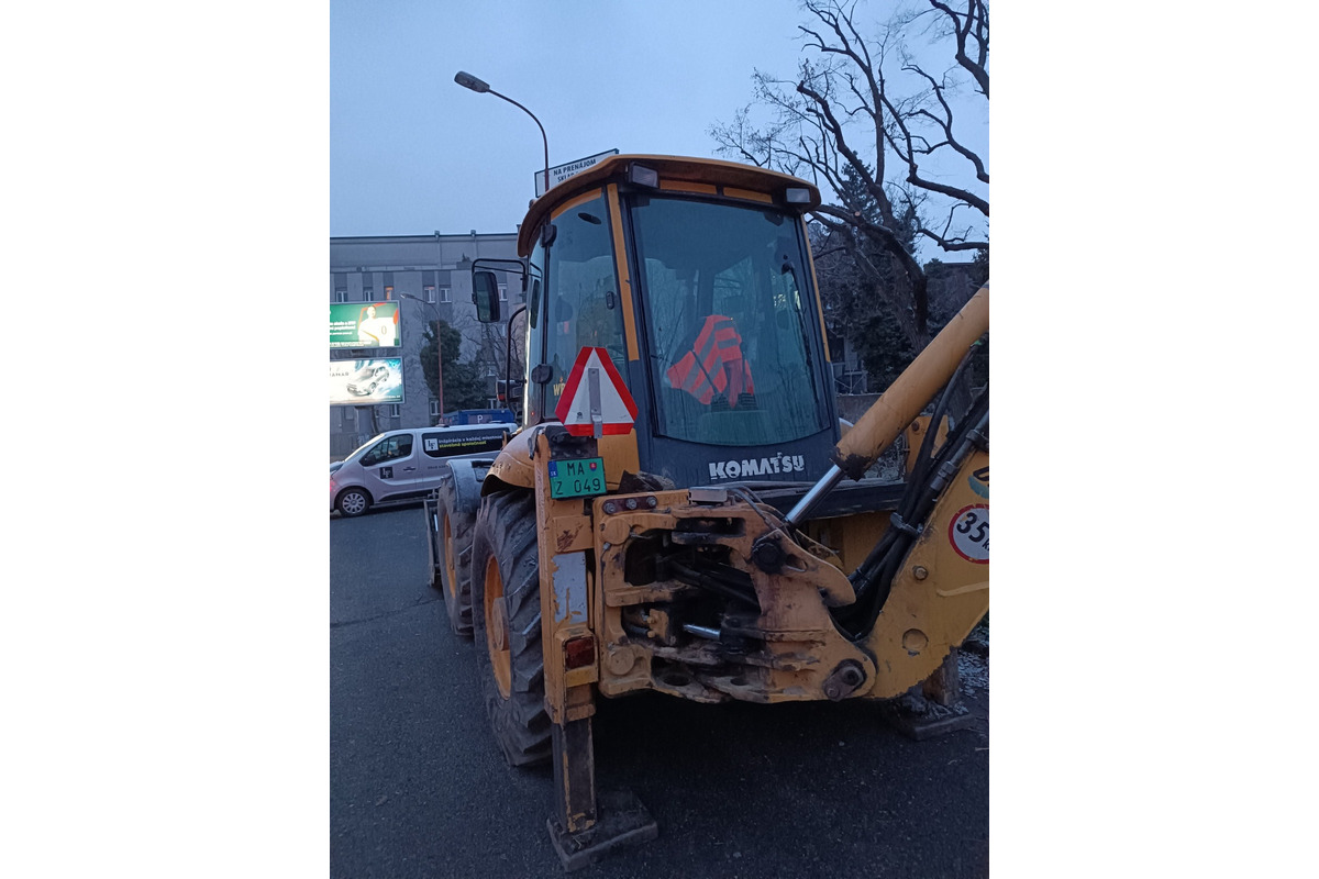 FOTO: Nelegálny výrub stromov na Šancovej ulici , foto 4